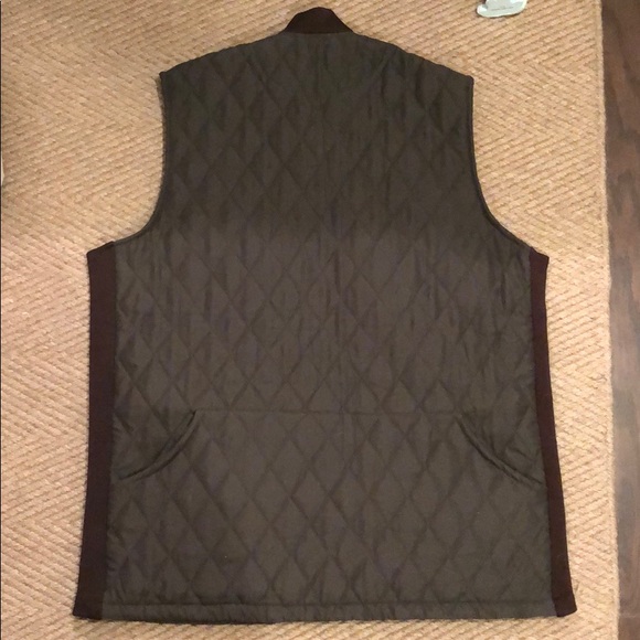 Men’s Quilted Vest - Picture 2 of 3